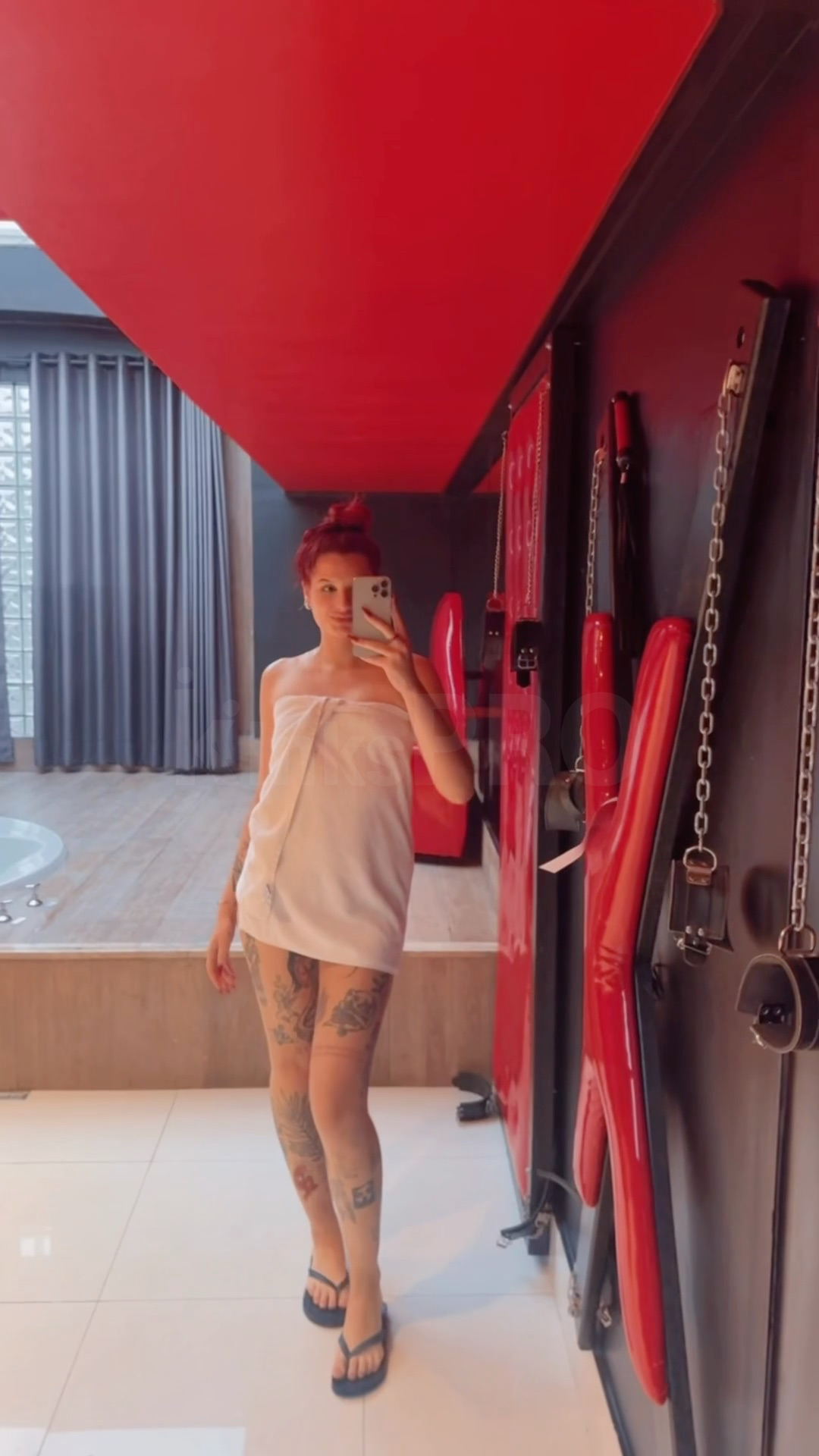 Capa vídeo de Isis Vixen